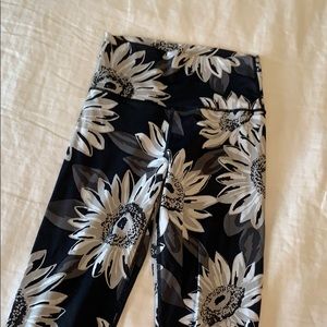 Floral workout leggings